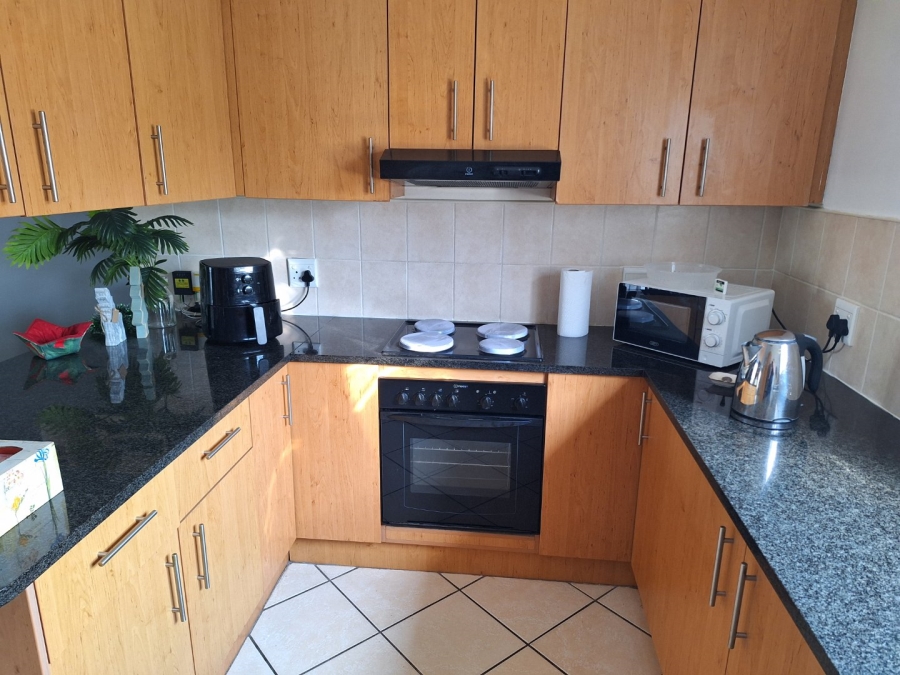 2 Bedroom Property for Sale in Hartenbos Central Western Cape